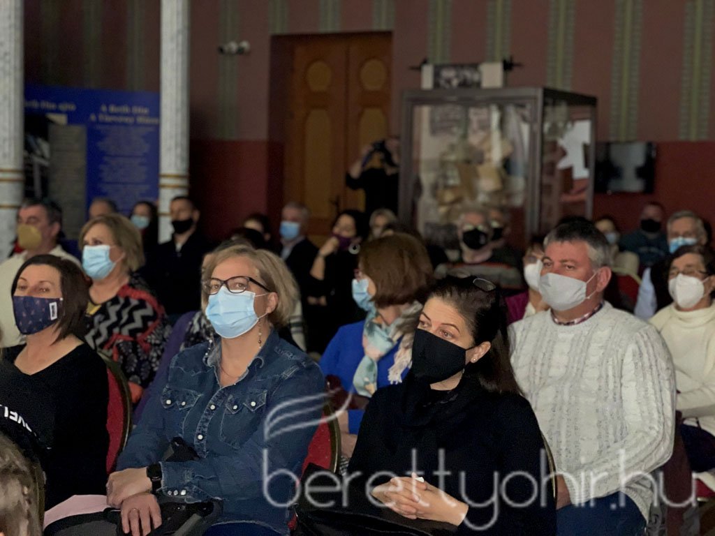 Adventi koncert a Zsinagóga Kultúrtérben10